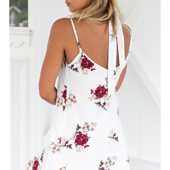 🎈SALE🎈🌿FLORAL CAMI DRESS🌿 - Picture 3 of 6